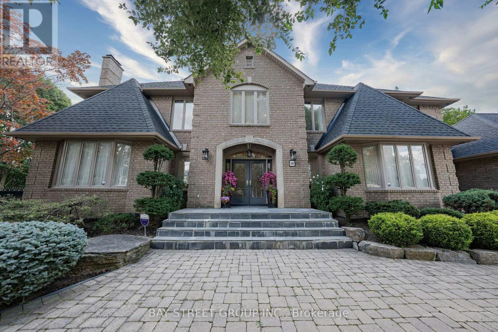 103 Northdale Road, Toronto, ON, M2L 2L9
