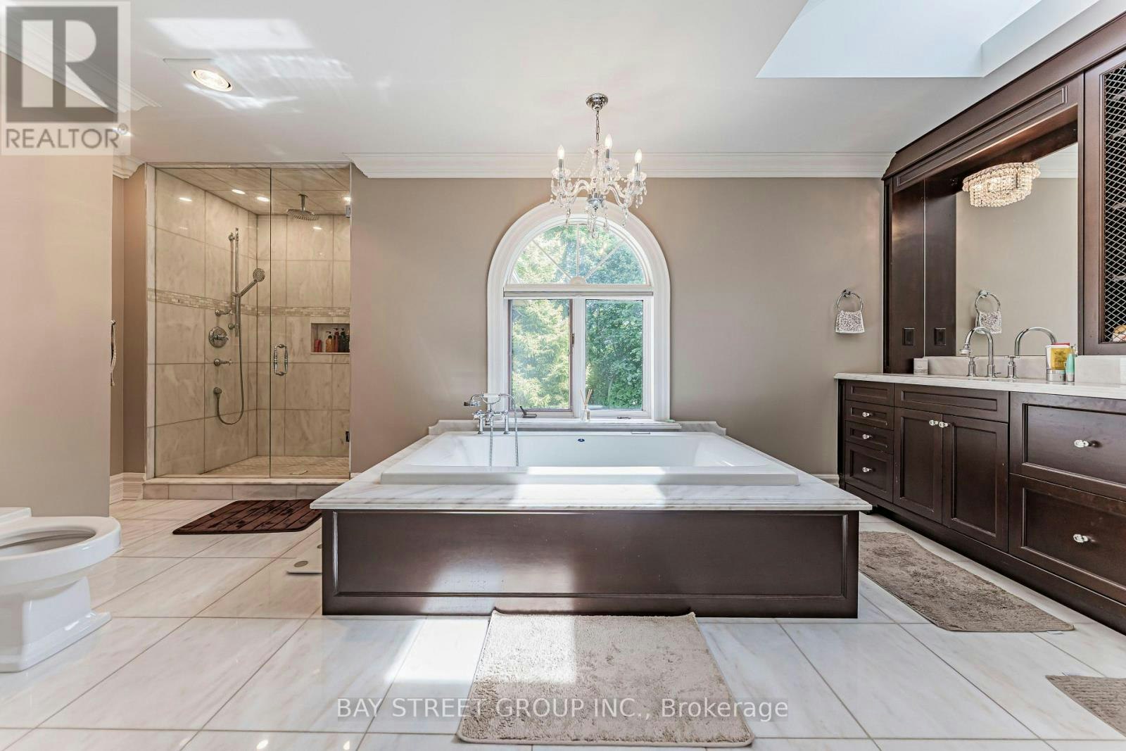 103 Northdale Road, Toronto, ON, M2L 2L9 - 24