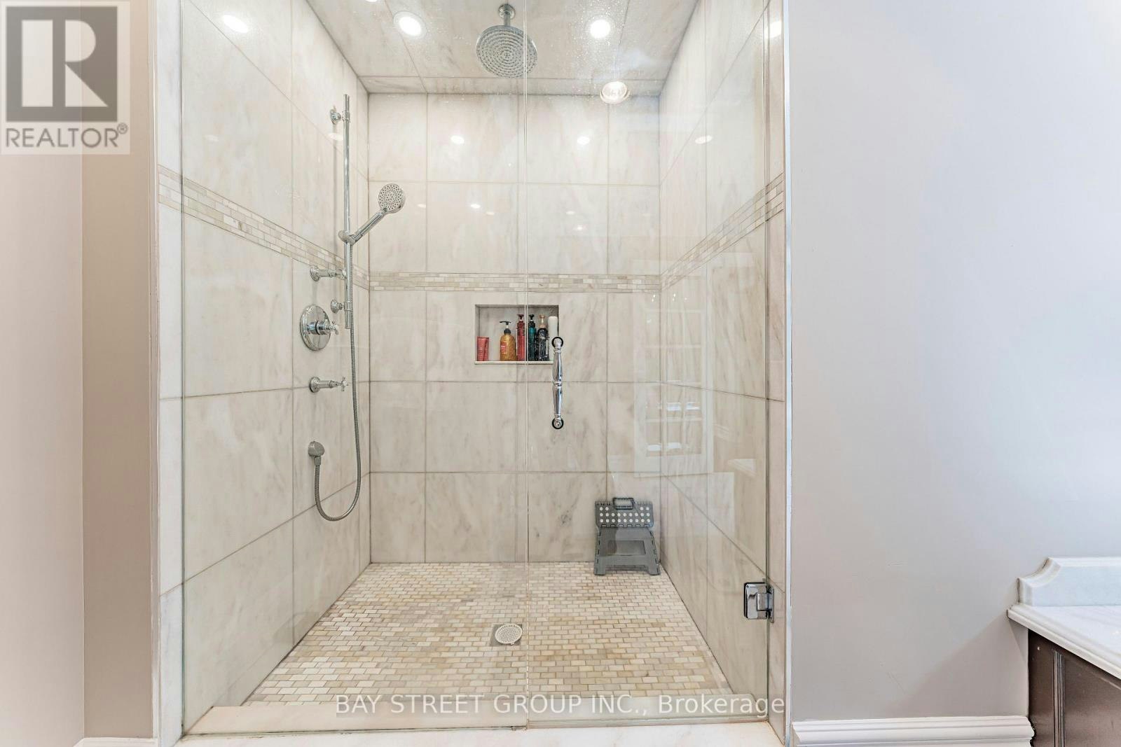103 Northdale Road, Toronto, ON, M2L 2L9 - 25