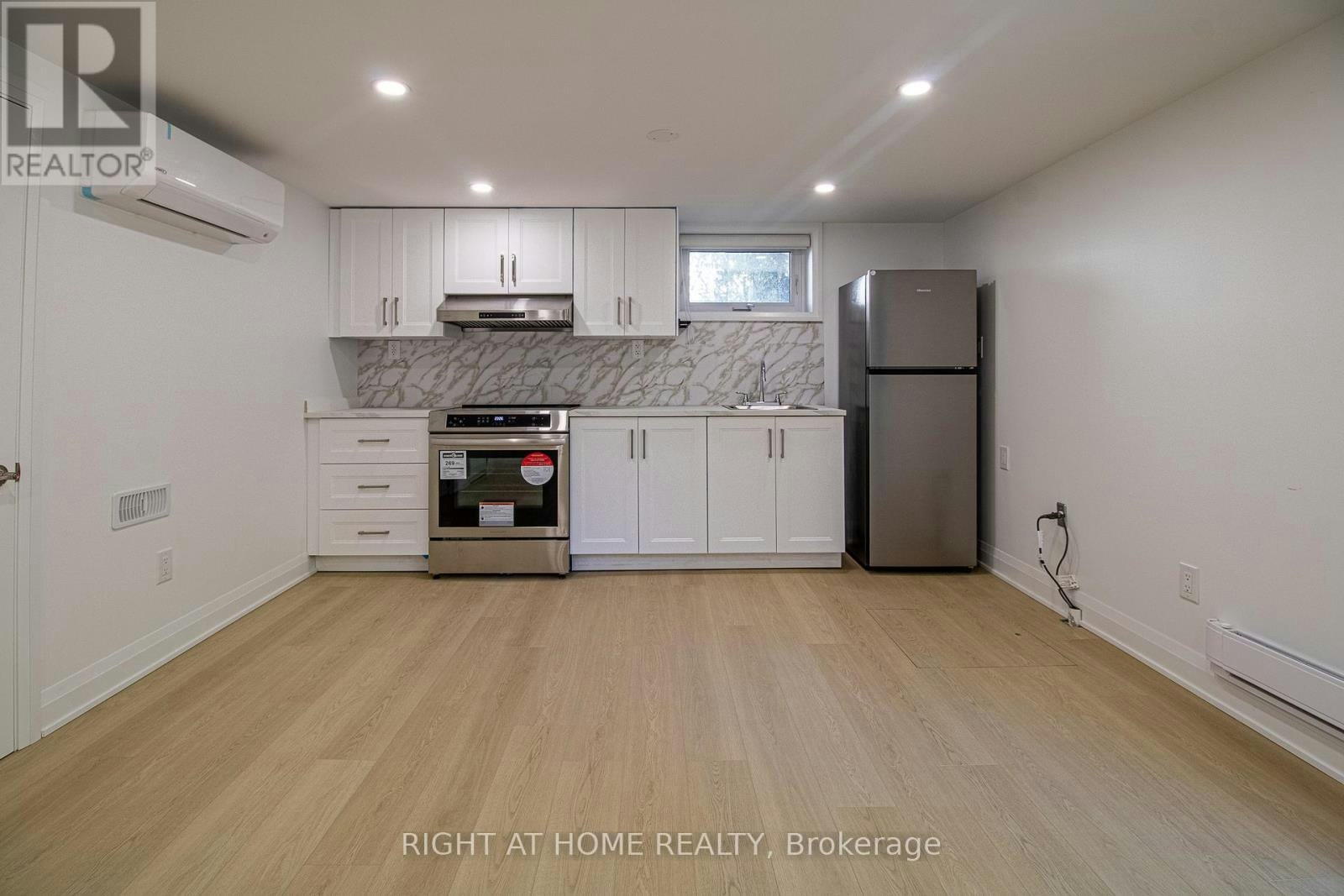 88 Highland Park Boulevard, Markham, ON, L3T 1B5