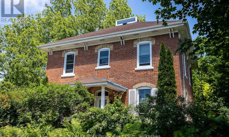 580 23rd Street W