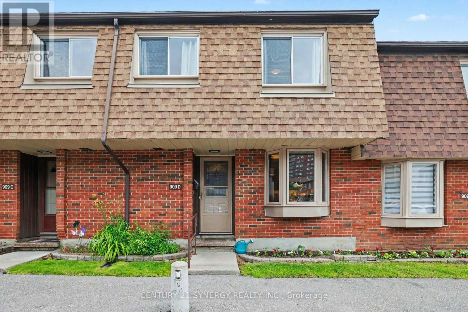 909D Elmsmere Road, Ottawa, ON, K1J 8G4