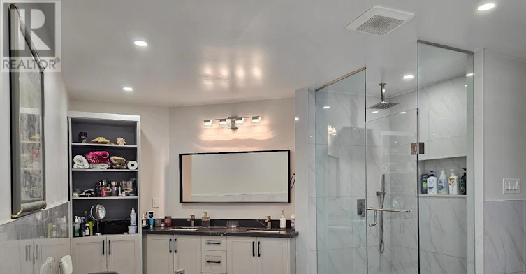MAIN-222 Fifth Avenue, Vaughan, ON, L4L 7A3 - 14