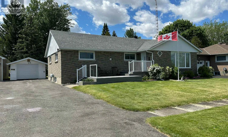 20 Elizabeth Drive