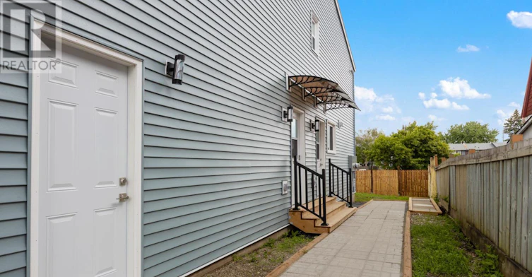 C-93C Tarquin Crescent, Ottawa, ON, K2H 8J7 - 2