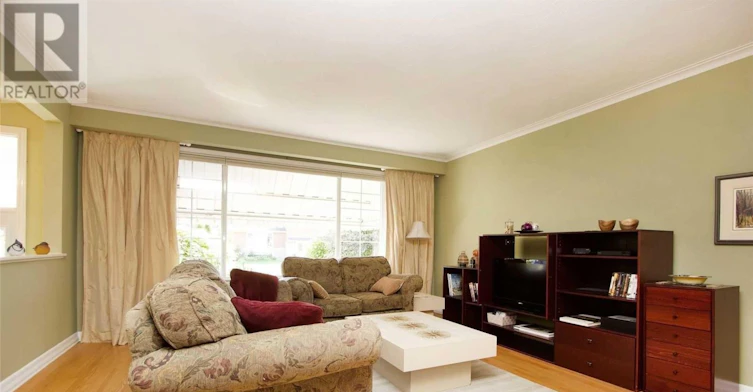 38 Rochman Boulevard, Toronto, ON, M1H 1S2 - 3