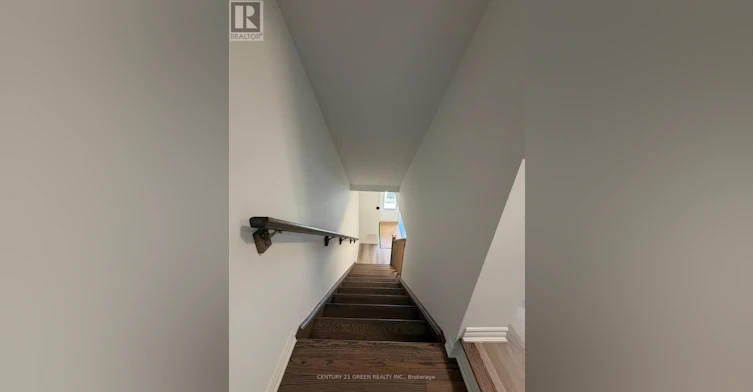 32 Canyon Drive, Ottawa, ON, N2R 0V9 - 5