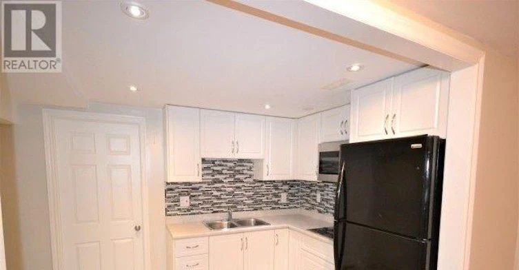 BSMT-260 Green Road, Hamilton, ON, L8E 4J8 - 5