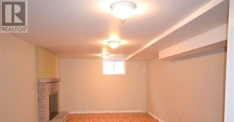 BSMT-260 Green Road, Hamilton, ON, L8E 4J8 - 9