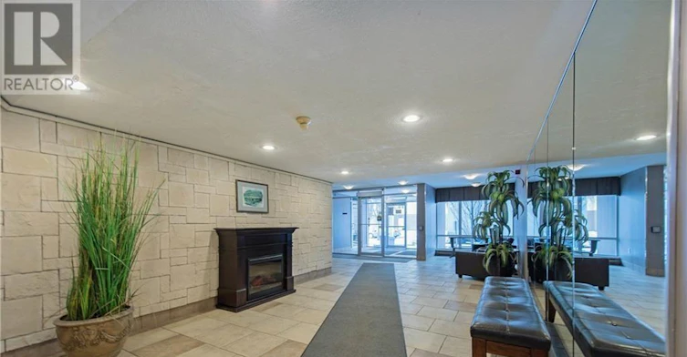 1205-155 Kent Street, London, ON, N6A 5N7 - 3