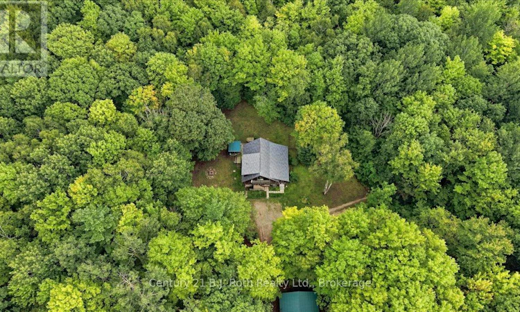 650 Concession 3 Road W