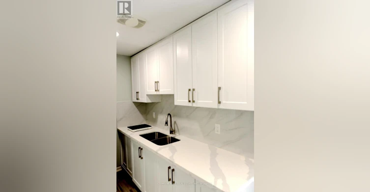MAIN FLOOR-481 Fergo Avenue, Mississauga, ON, L5B 2J2 - 4