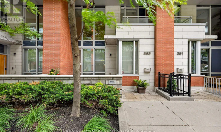 353 Mcleod Street