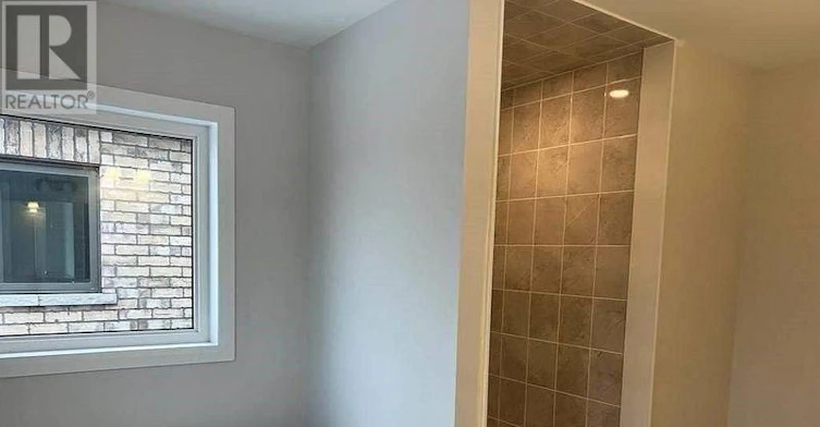 UPPER-28 Crossmore Crescent, Cambridge, ON, M1S 0C7 - 3