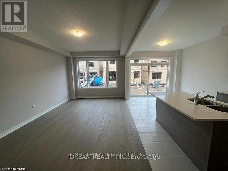 UPPER-28 Crossmore Crescent, Cambridge, ON, M1S 0C7 - 6
