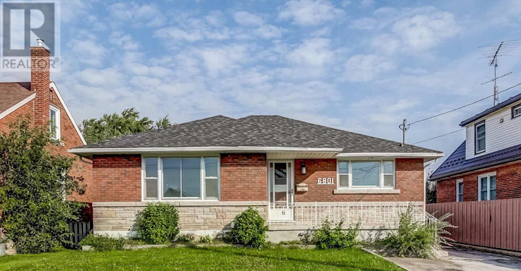 MAIN LEVEL-6801 Dunn Street, Niagara Falls, ON, L2G 2R3