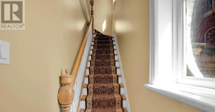 2-205 Flora Street, Ottawa, ON, K1R 5R6 - 3