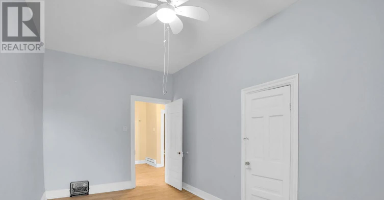 2-205 Flora Street, Ottawa, ON, K1R 5R6 - 8