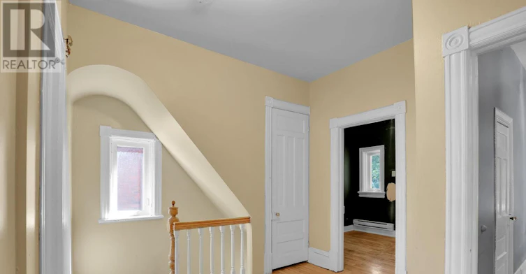 2-205 Flora Street, Ottawa, ON, K1R 5R6 - 4