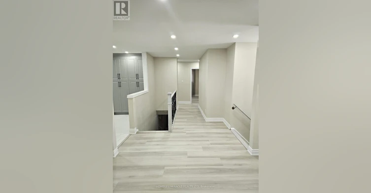 61 Deerfield Crescent, Brampton, ON, L6T 1K8 - 10