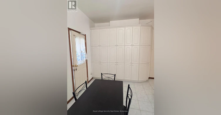 MAIN FLOOR-1080 Dufferin Street, Toronto, ON, M6H 4B6 - 12