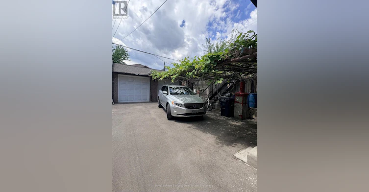 MAIN FLOOR-1080 Dufferin Street, Toronto, ON, M6H 4B6 - 4