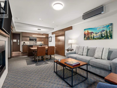 303D-2020 London Lane - 5