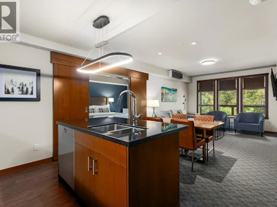303D-2020 London Lane - 2