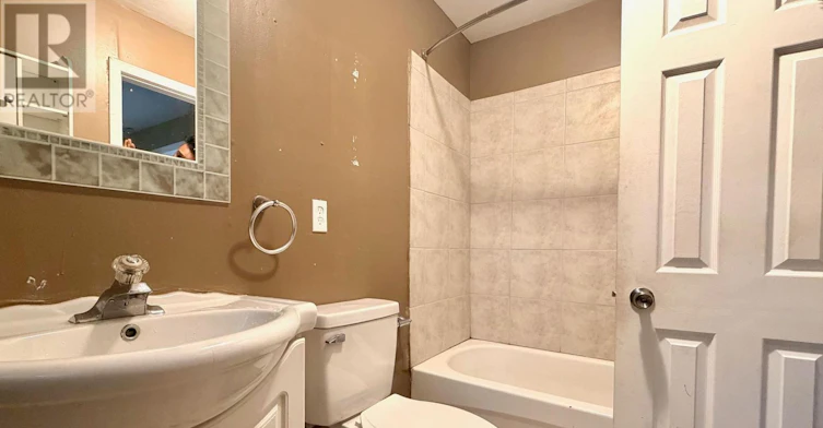 4103 Dyson Avenue, Niagara Falls, ON, L2E 3L6 - 9