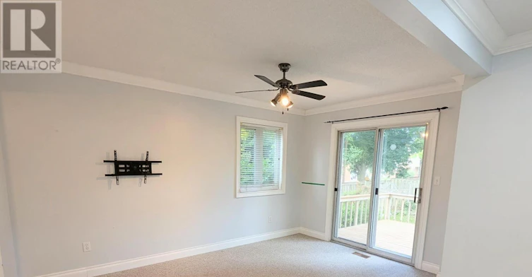 19 Wallace Drive, Whitby, ON, L1N 9G9 - 7