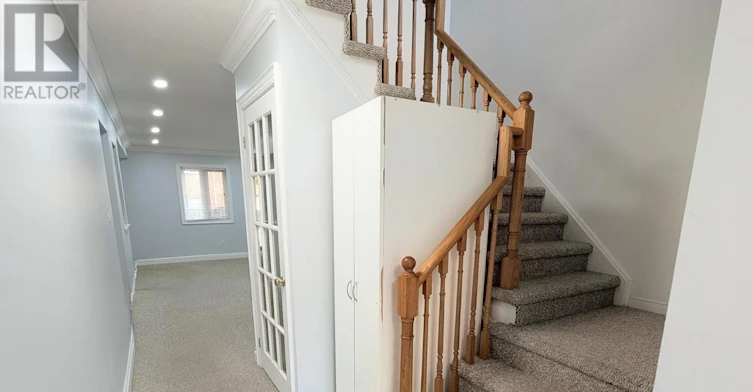 19 Wallace Drive, Whitby, ON, L1N 9G9 - 3