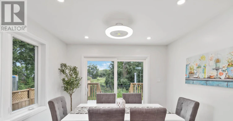 UPPER-164 Winston Avenue, London, ON, N6J 2W6 - 4