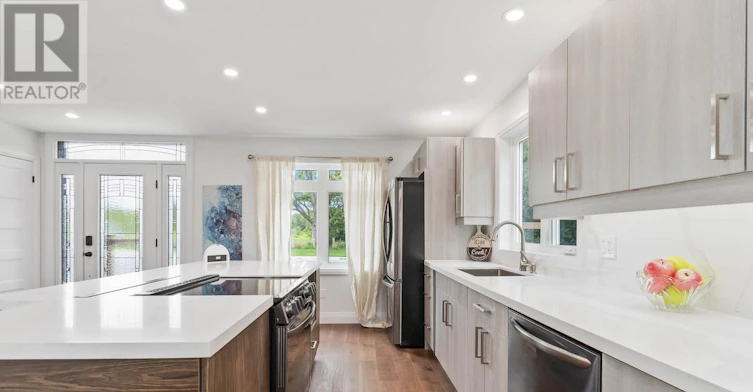 UPPER-164 Winston Avenue, London, ON, N6J 2W6 - 3