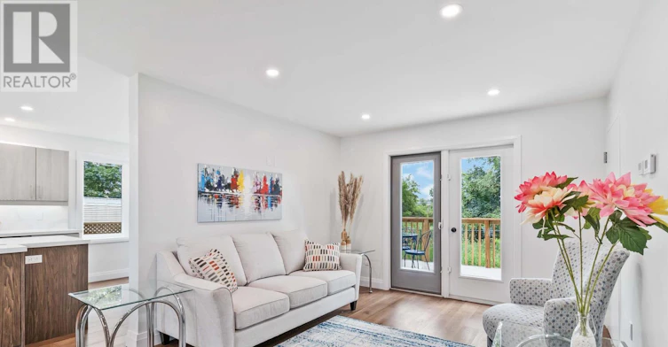 UPPER-164 Winston Avenue, London, ON, N6J 2W6 - 7