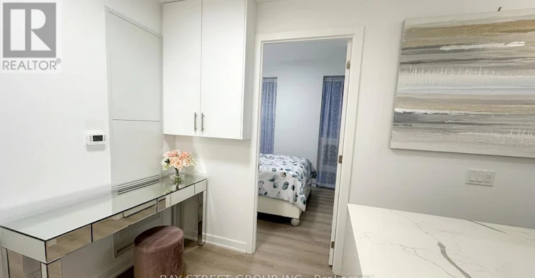 2911-100 Queen St E Street, Toronto, ON, M5C 0B5 - 18
