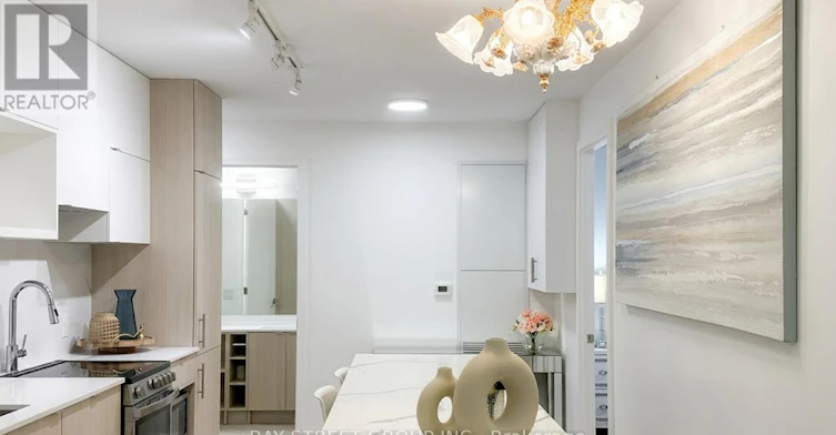 2911-100 Queen St E Street, Toronto, ON, M5C 0B5 - 7