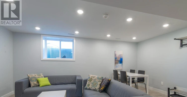 1057 Falaise Road, Ottawa, ON, K2C 0M6 - 4