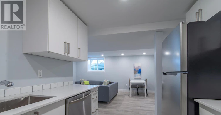 1057 Falaise Road, Ottawa, ON, K2C 0M6 - 7