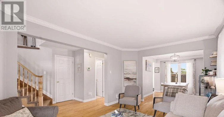 1542 Tonilee Drive, Ottawa, ON, K1J 1C1 - 9