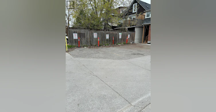 6 Ferndale Avenue, Toronto, ON, M4T 2B3 - 22