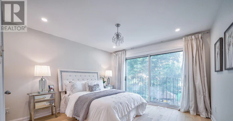 322 Hillsdale Avenue E, Toronto, ON, M4S 1T8 - 11