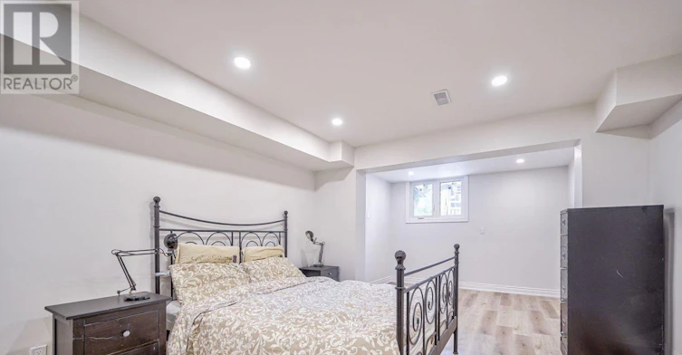 322 Hillsdale Avenue E, Toronto, ON, M4S 1T8 - 21