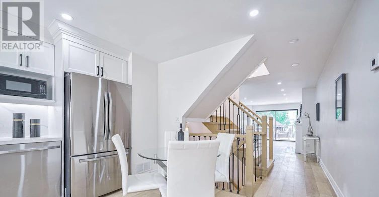 322 Hillsdale Avenue E, Toronto, ON, M4S 1T8 - 6