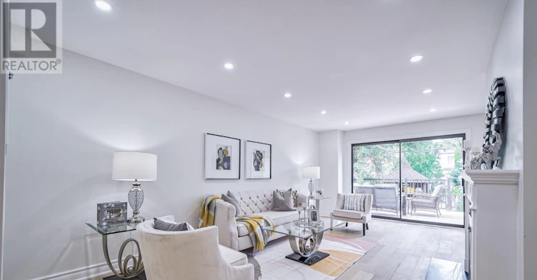 322 Hillsdale Avenue E, Toronto, ON, M4S 1T8 - 8