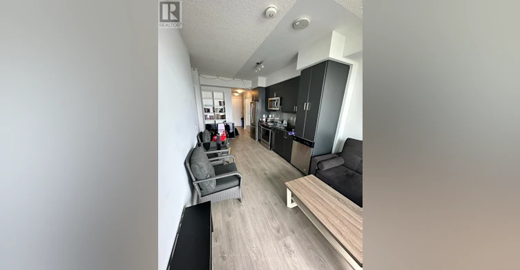2118-7895 Jane Street E, Vaughan, ON, L4K 2M7 - 8
