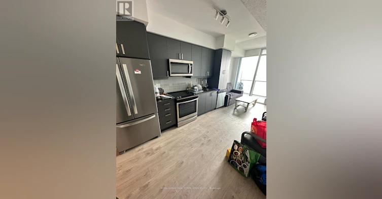 2118-7895 Jane Street E, Vaughan, ON, L4K 2M7 - 10