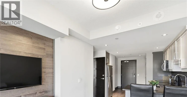 T2-330 1009 Phillip Street, Waterloo, ON, N2L 3W9 - 4