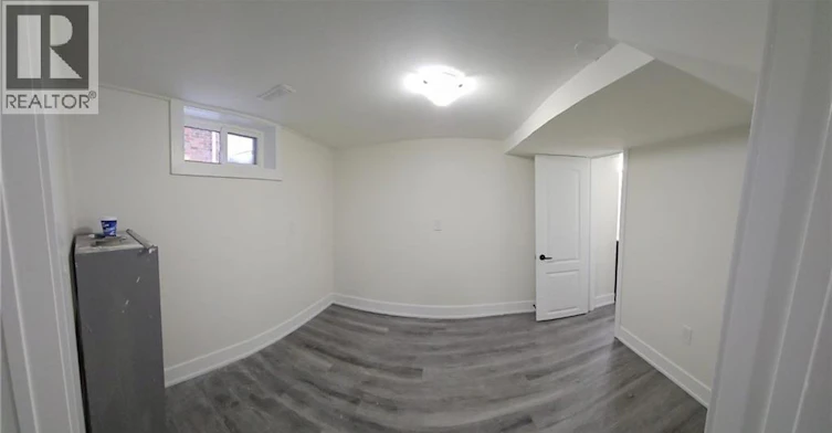 Lower-134 Bridgeport Road E, Waterloo, ON, N2J 2K4 - 6