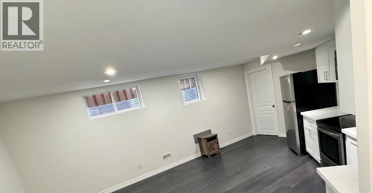 Lower-908 Magdalena Court, Kitchener, ON, N2E 0B3 - 5