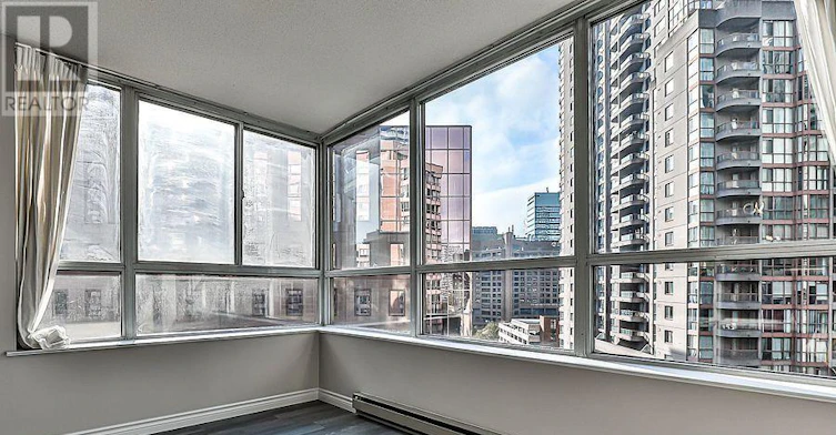 1307-717 Bay Street, Toronto, ON, M5G 2J9 - 15